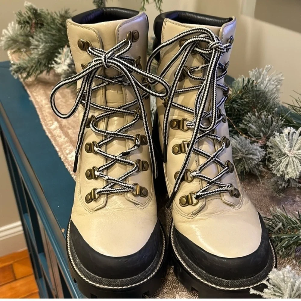 Tory Burch Ankle Boot Lug Sole Hiker NEW Waxy Cow Leather w Box US 8